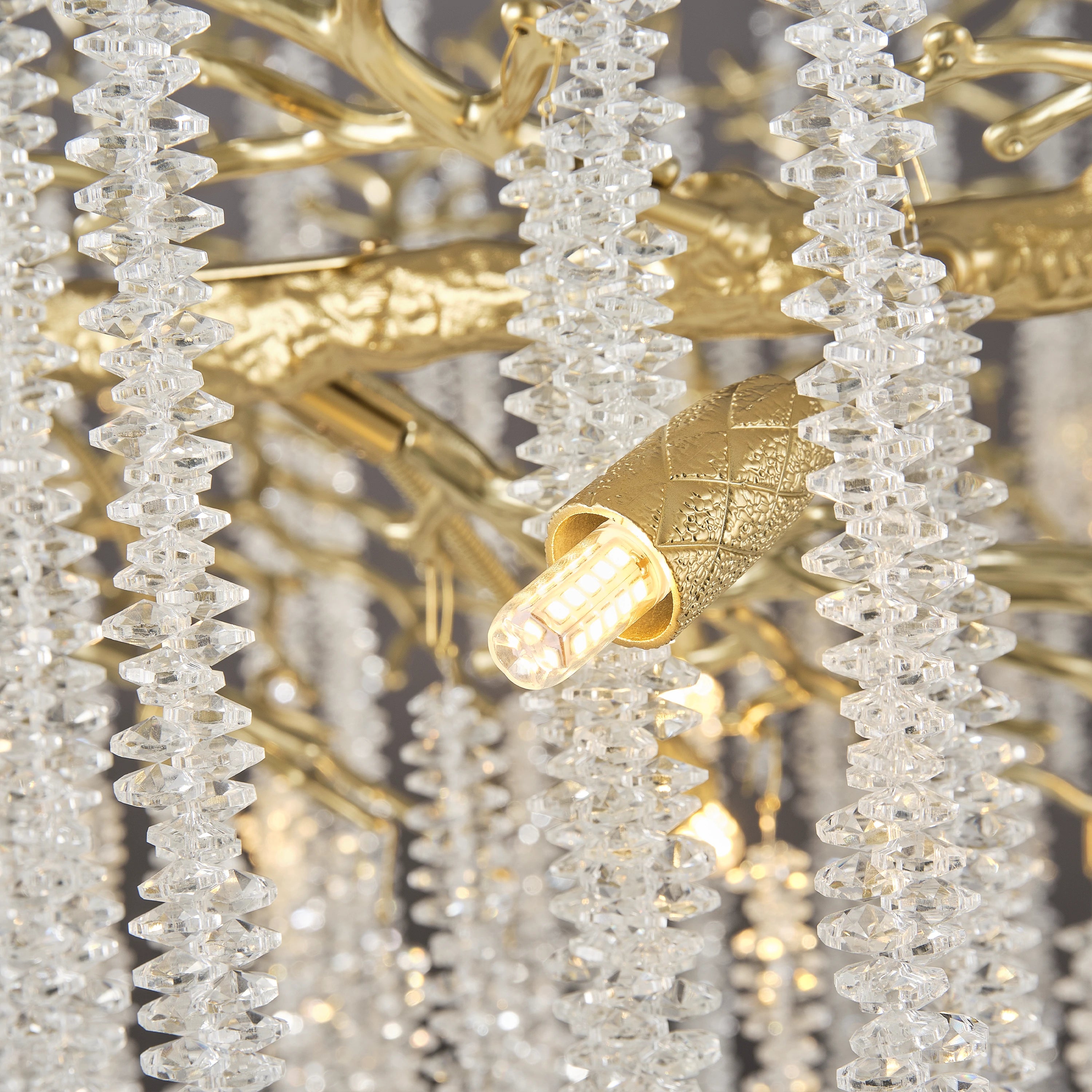 Snow Tree Branches Linear Chandelier 140cm L