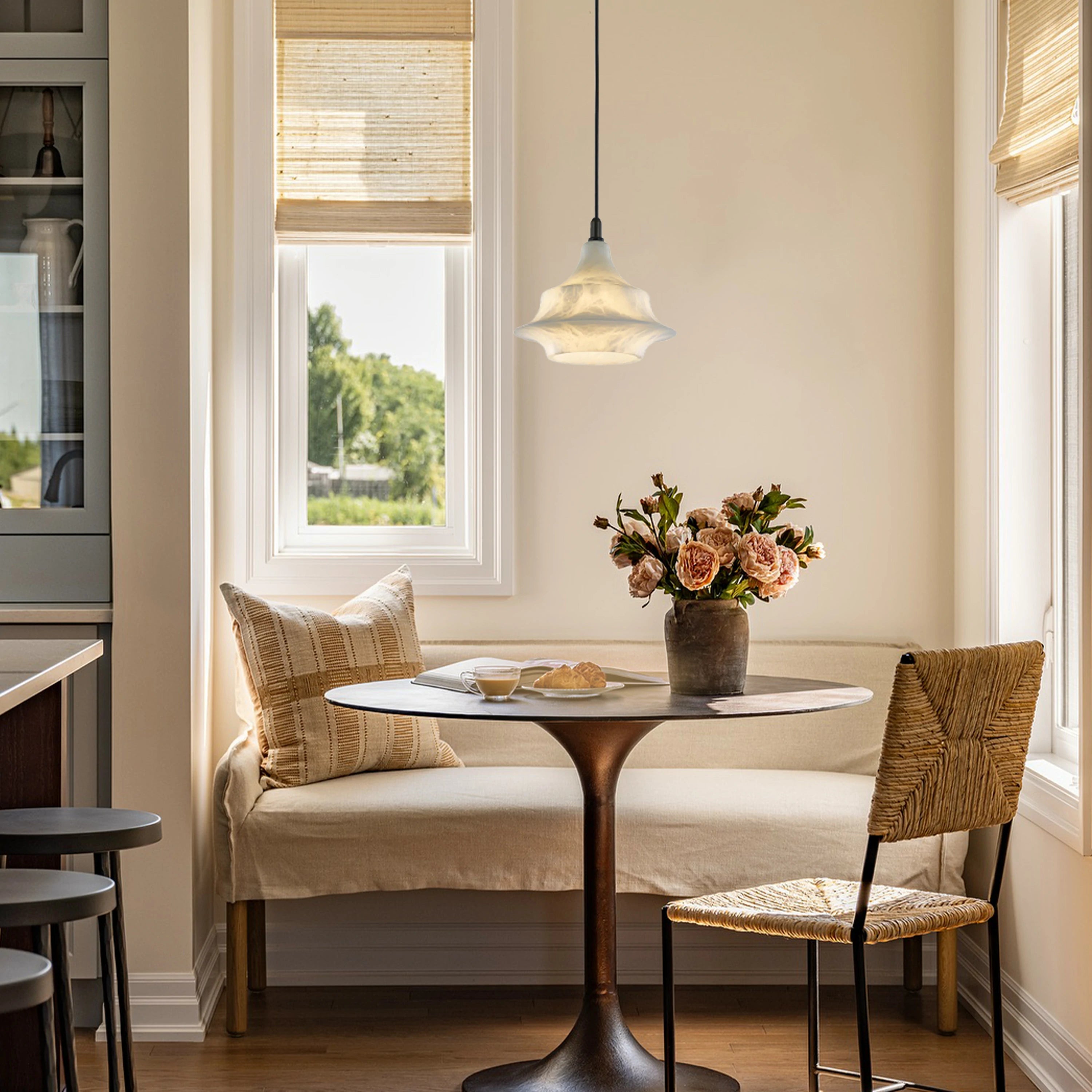 Bloom Alabaster Gleam Pendant 18cm D