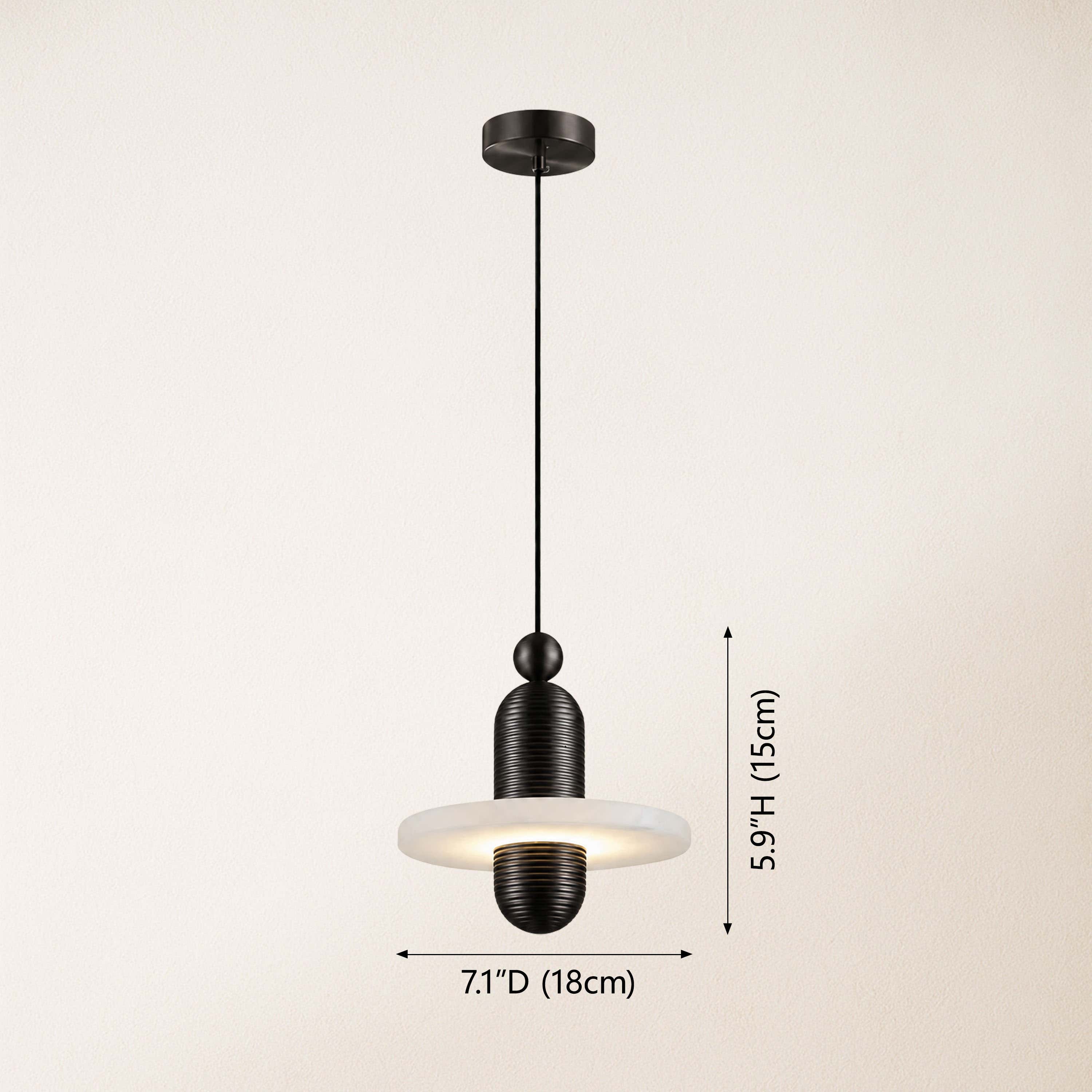 Median Mono Pendant Light