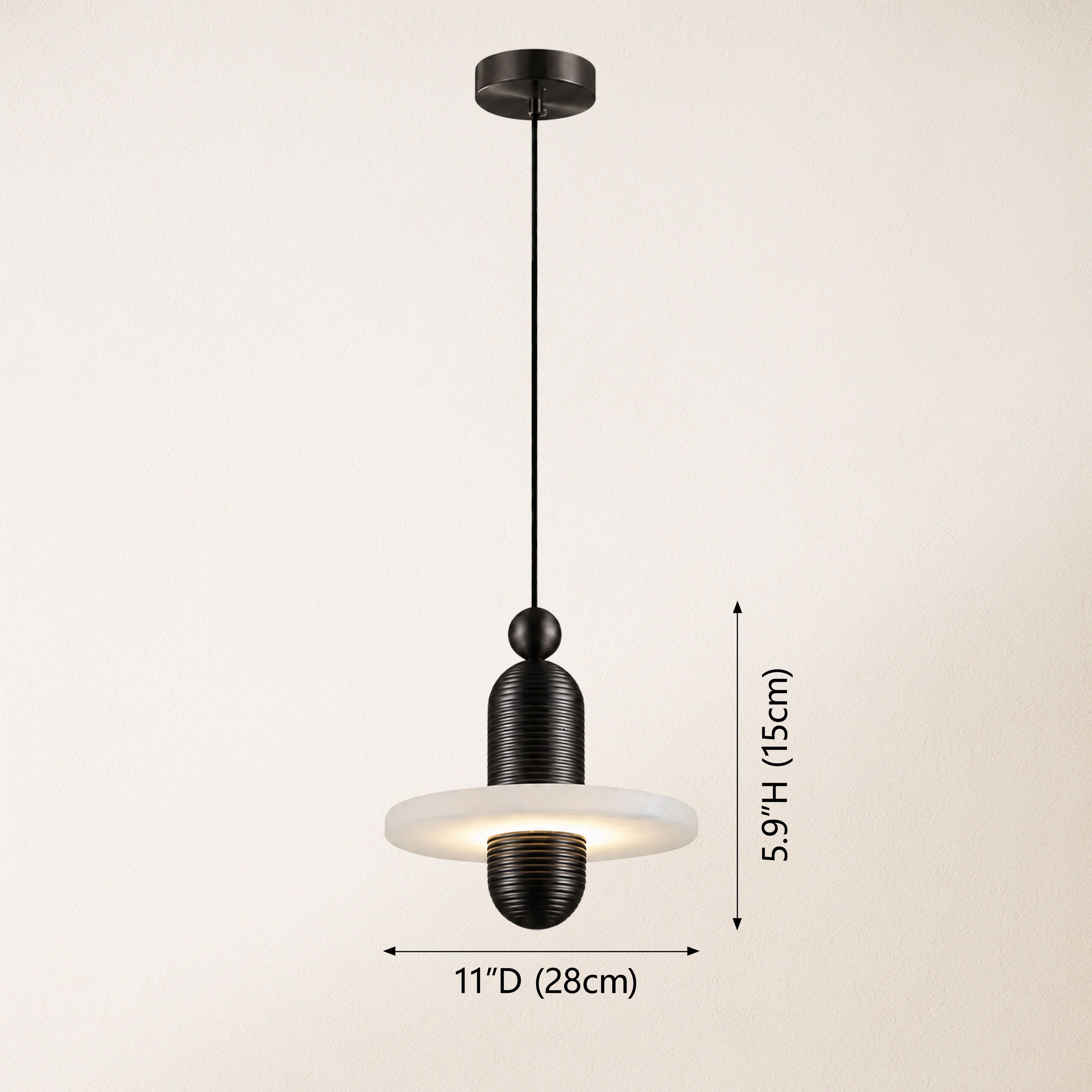 Median Mono Pendant Light