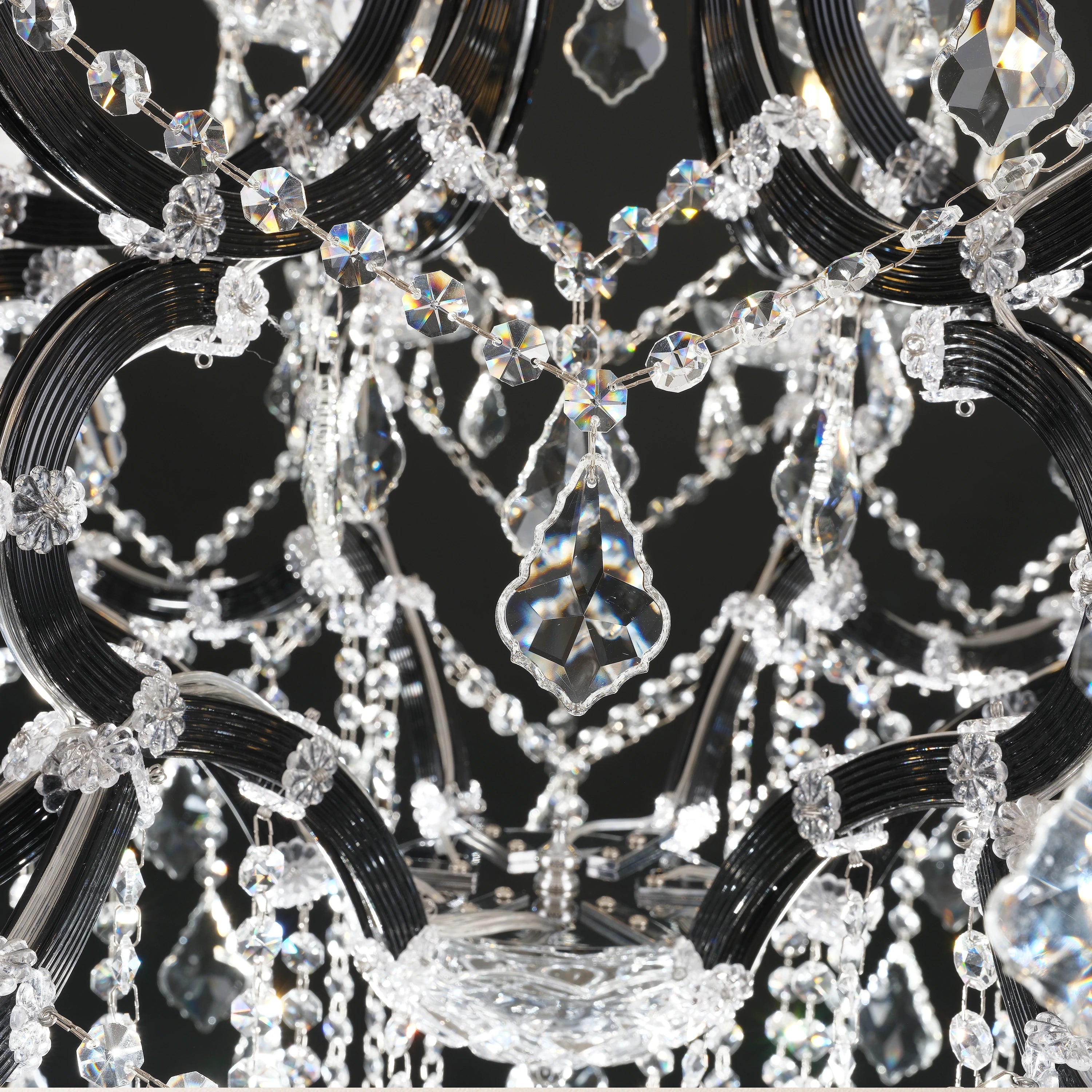 Roco Crystal Classical Round Chandelier 122cm D