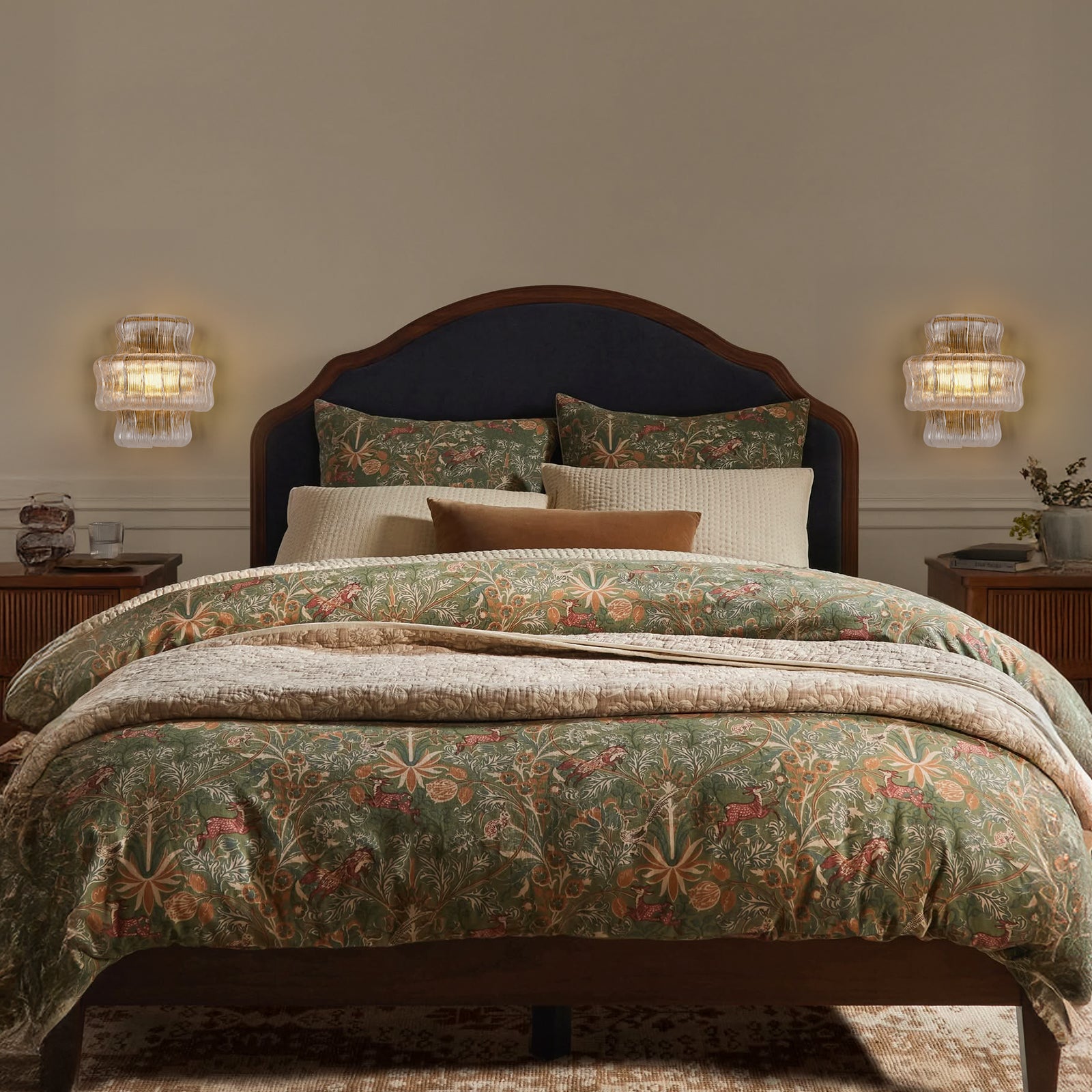 Ondalia Tiered Glass Wall Sconce