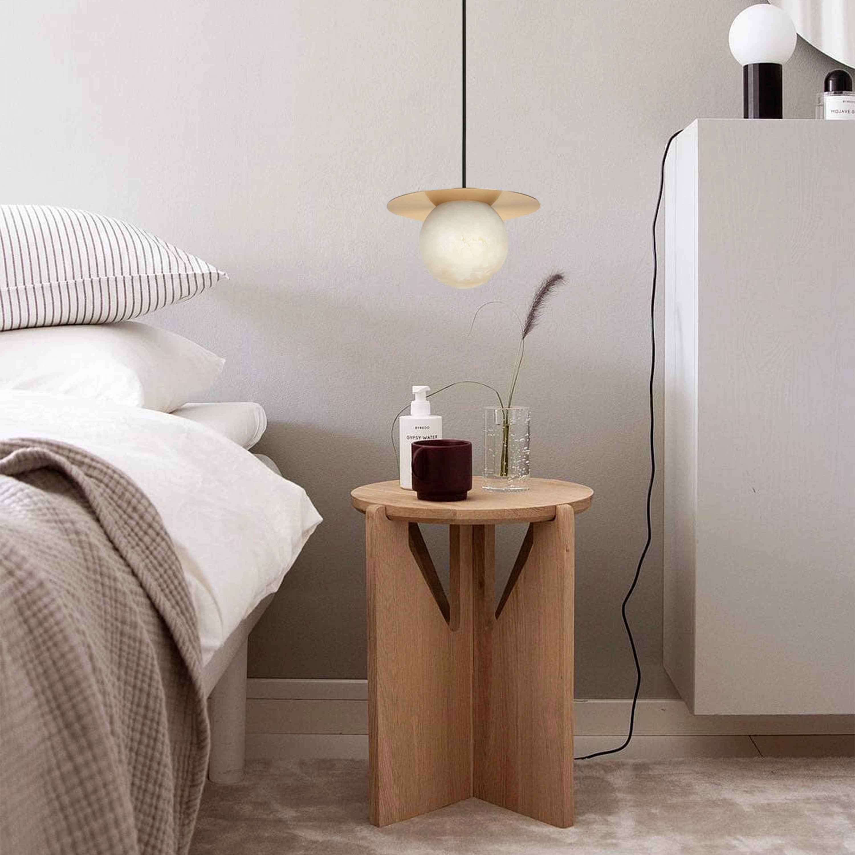 Dadaly Garfield Spanish Alabaster Small Art Bedside Pendant 26cmD