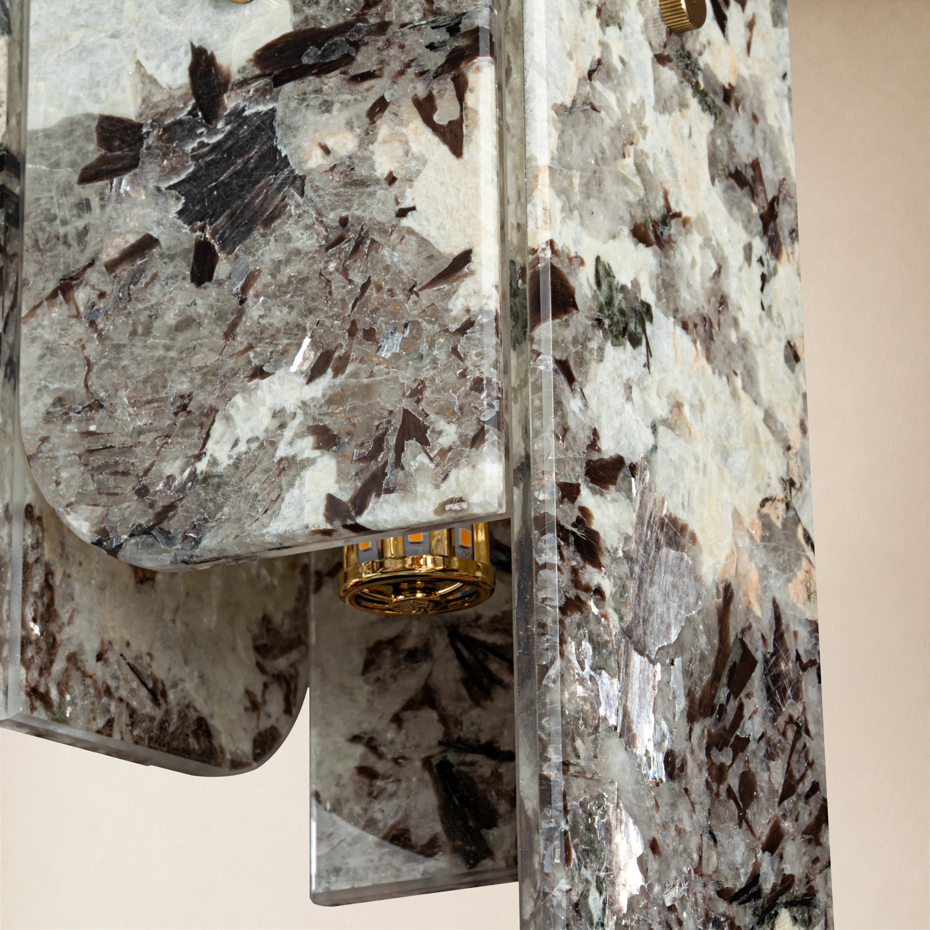 Pietra Quartzite Linear Chandelier 50"W