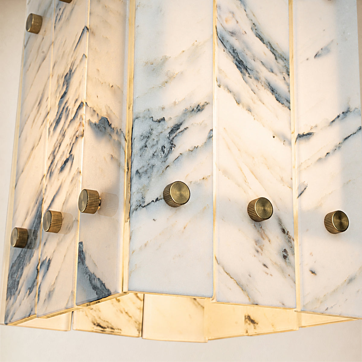 Pietra Quartz Box Pendant 6.6"W