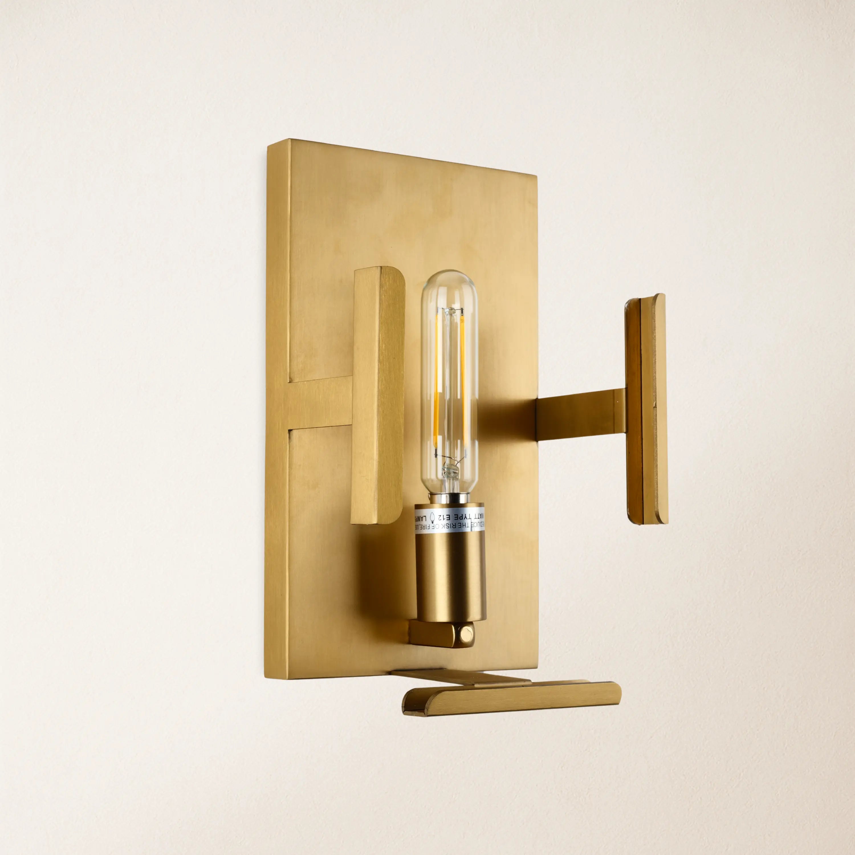 Maris Alabaster Wall Sconce 25cm H