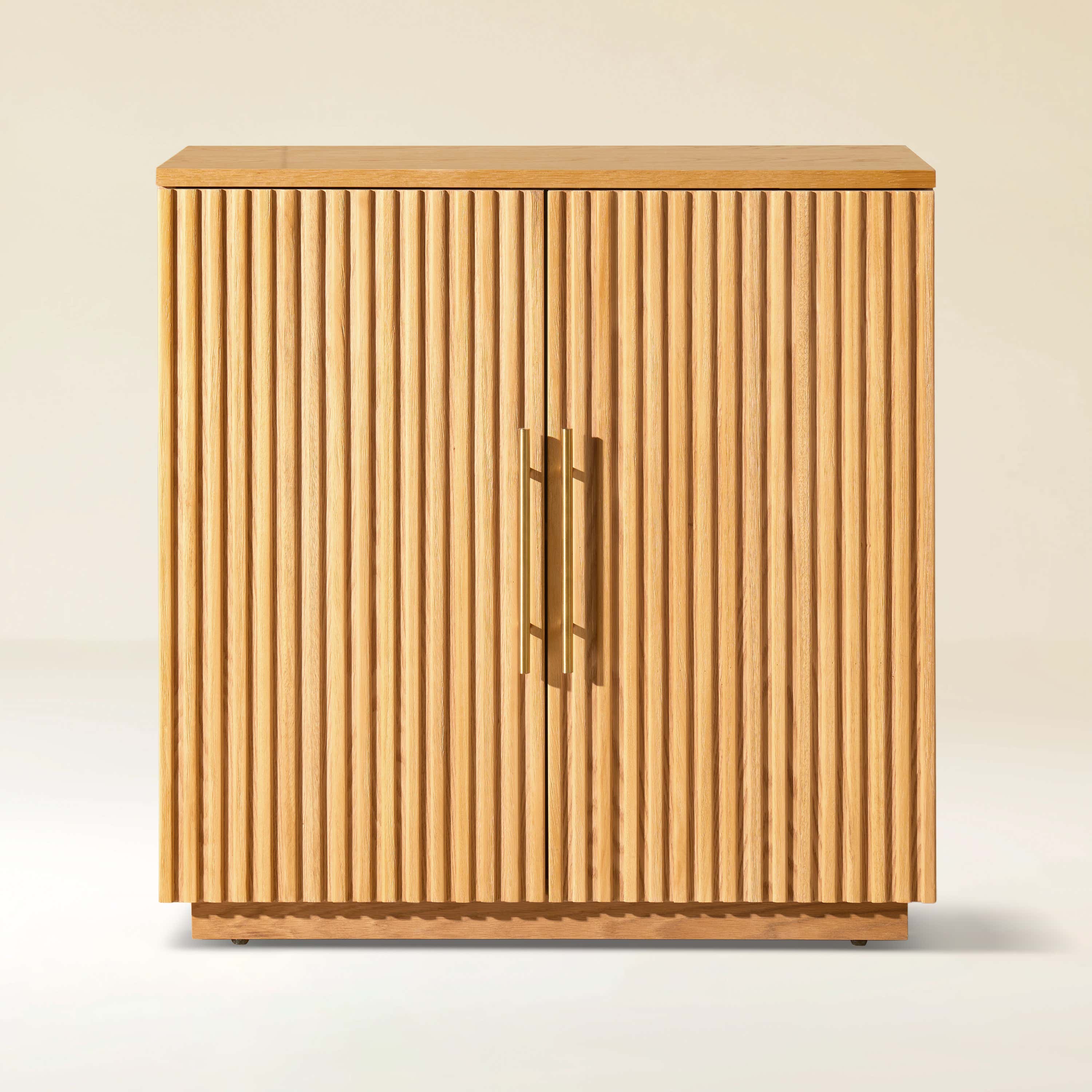 Holt 32″ Solid Oak Cabinet