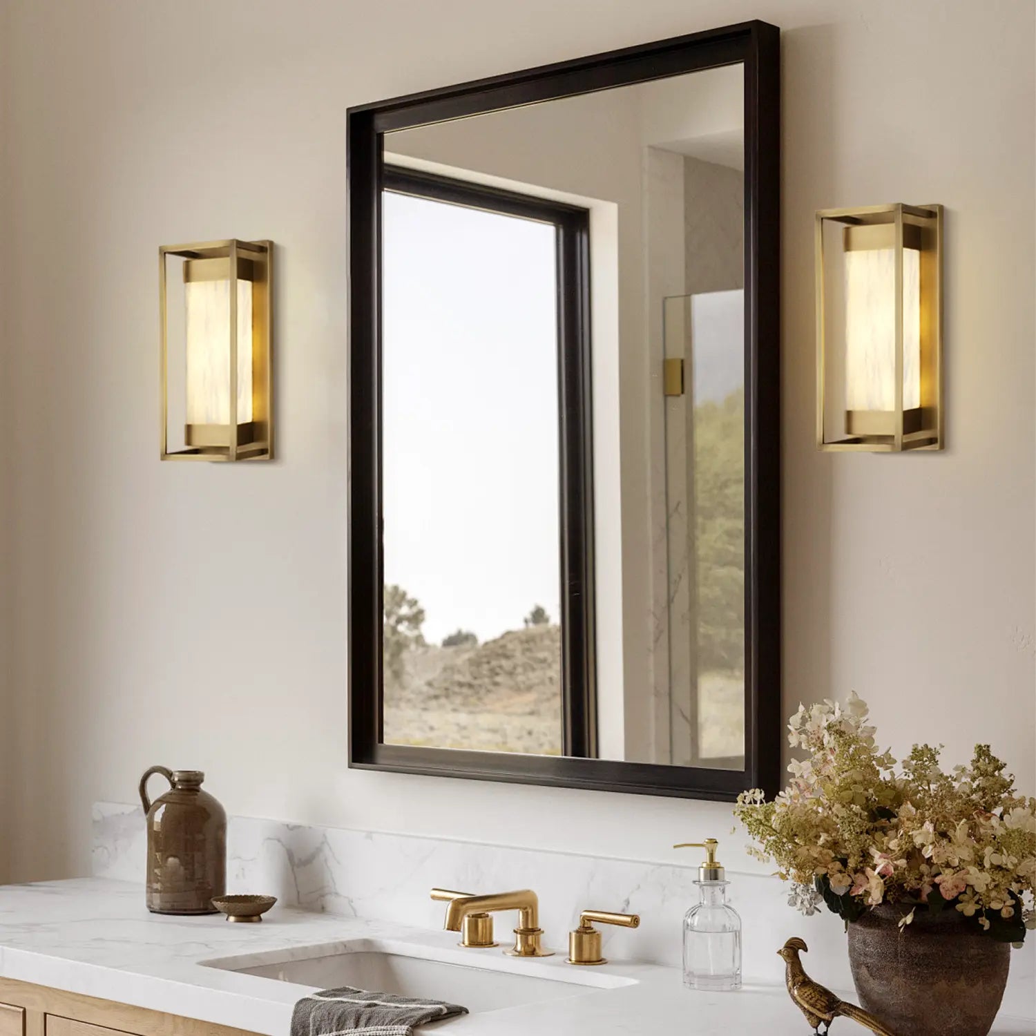 Bravura Alabaster Wall Sconce 16"H