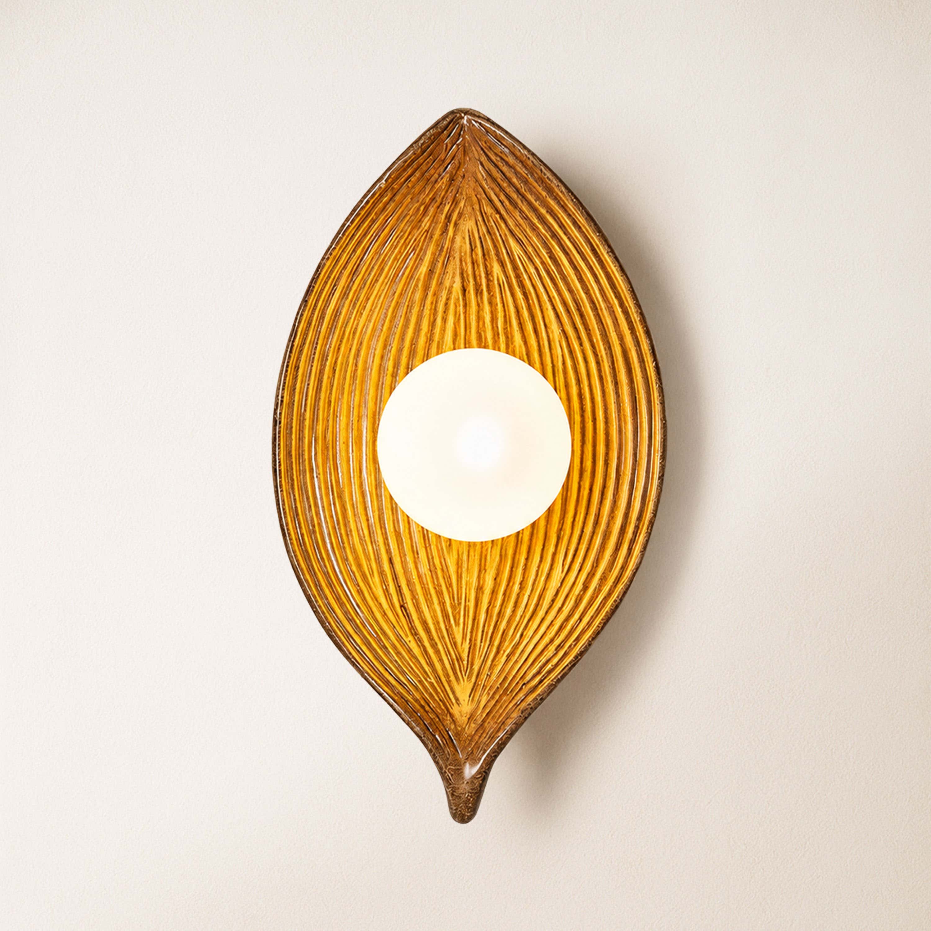 Sylvara Resin Leaf Wall Sconce #Finish_Brown