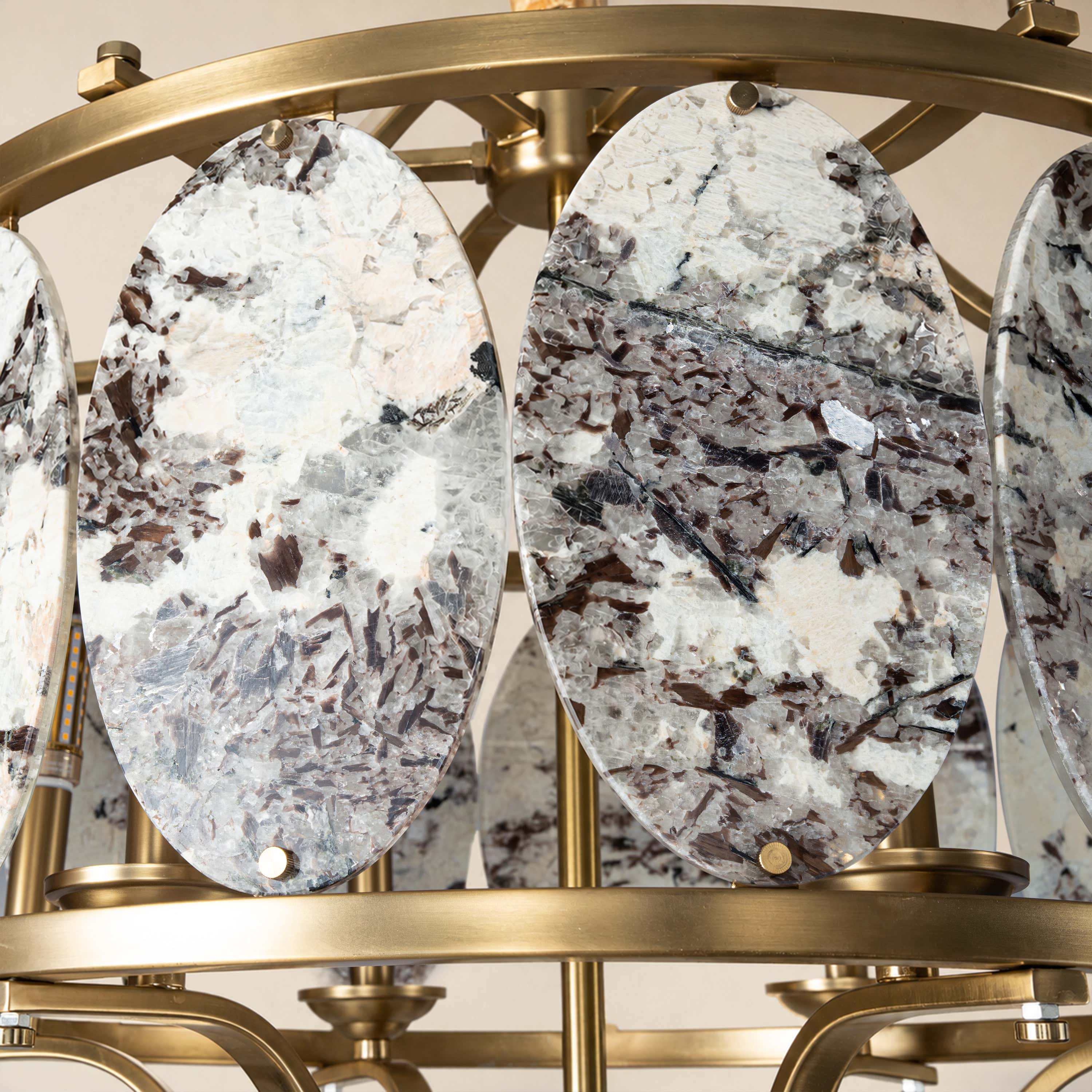 Pietra Quartzite Round Chandelier 25.5"D