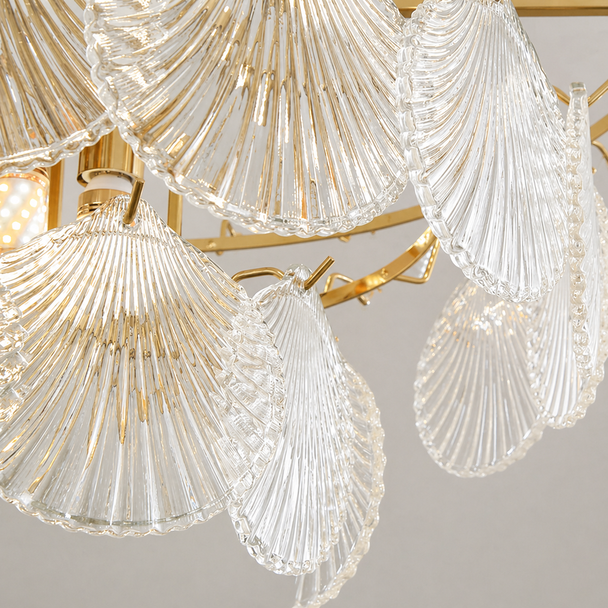 Marivelle Luxury Shell Glass Chandelier
