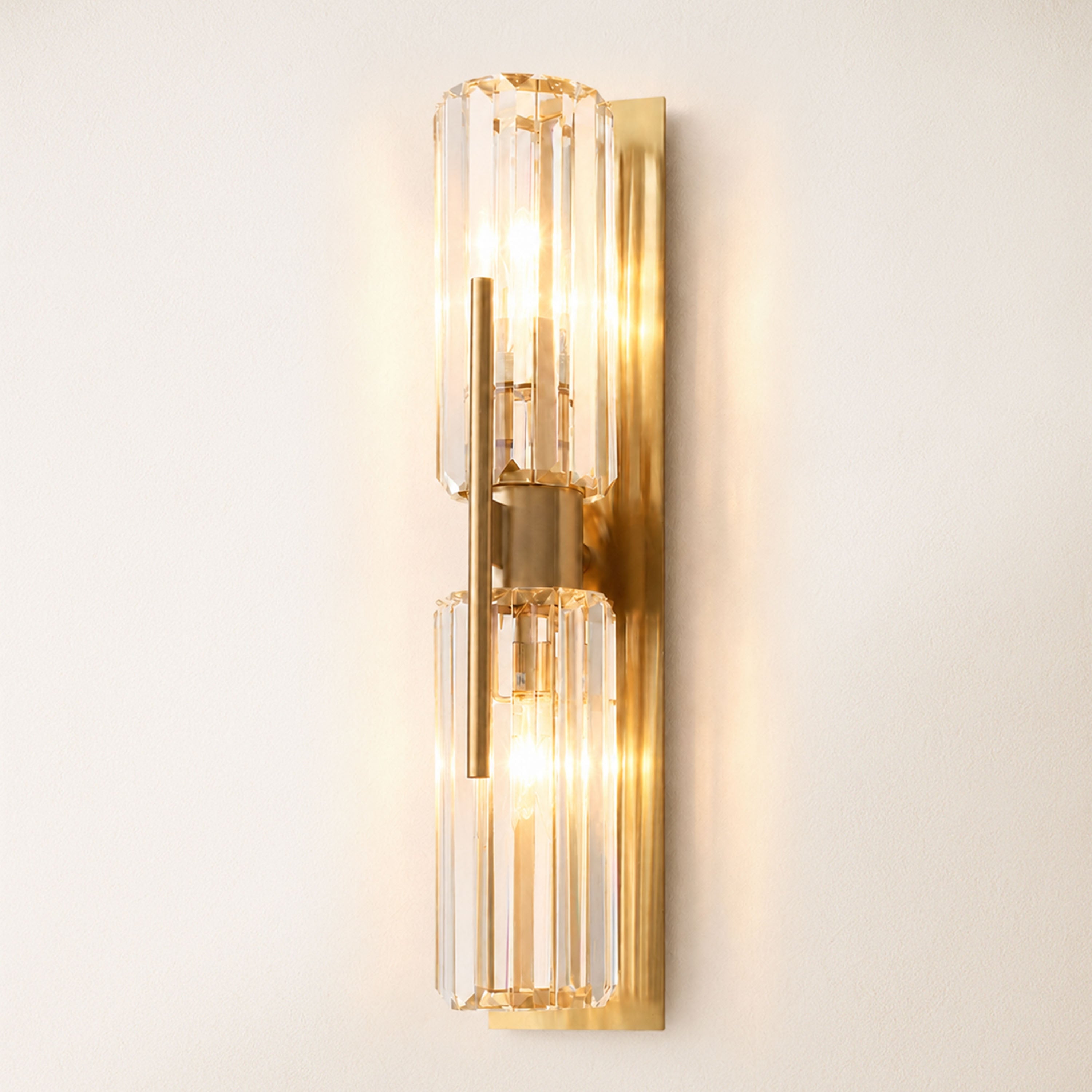 Kaelith Crystal Linear Wall Sconce
