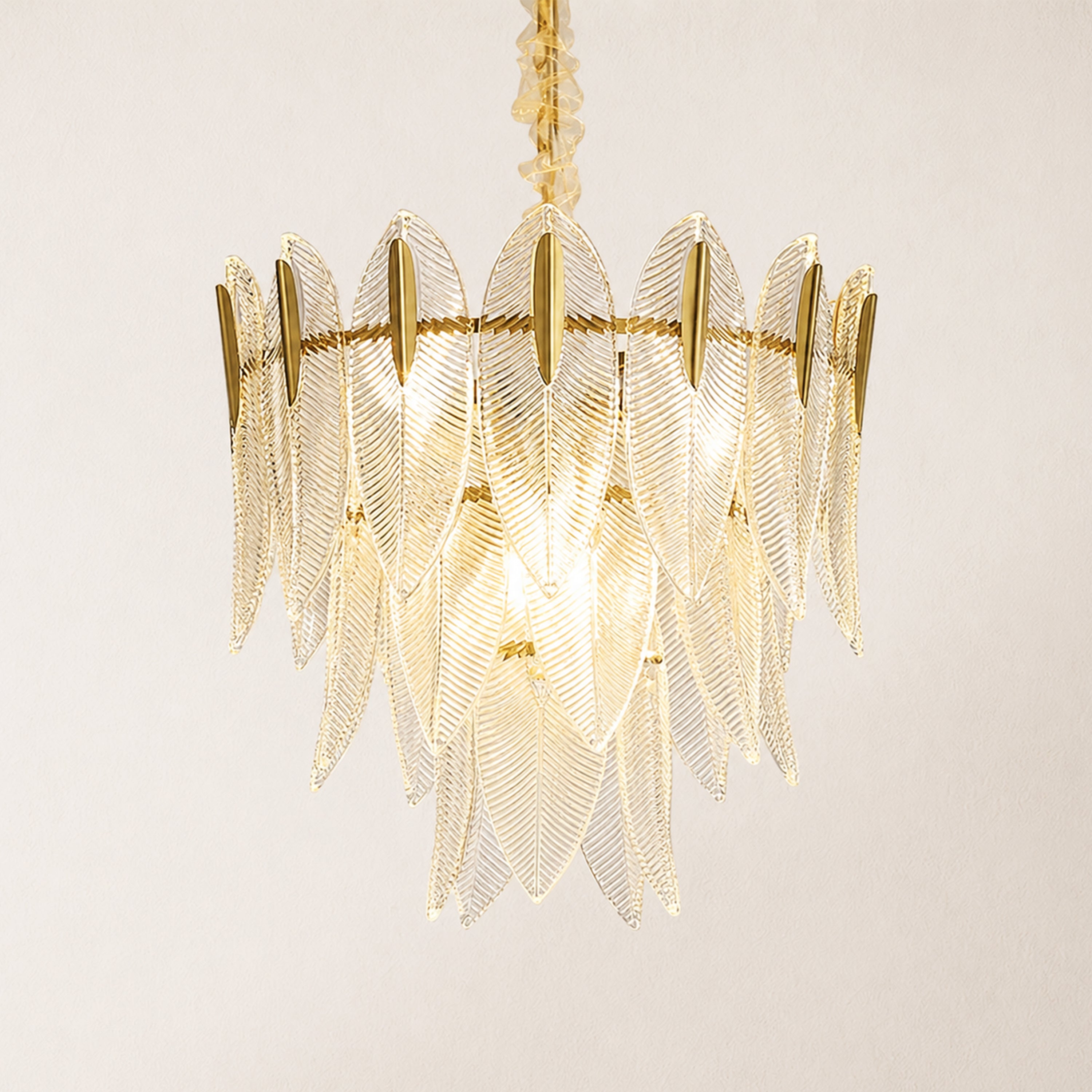 Marilyn Glass Feathers Round Chandelier