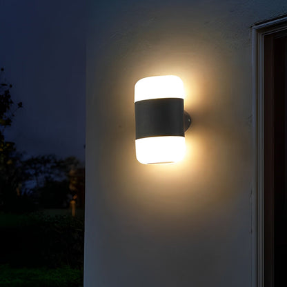 Vallumina Round Outdoor Up Down Wall Light