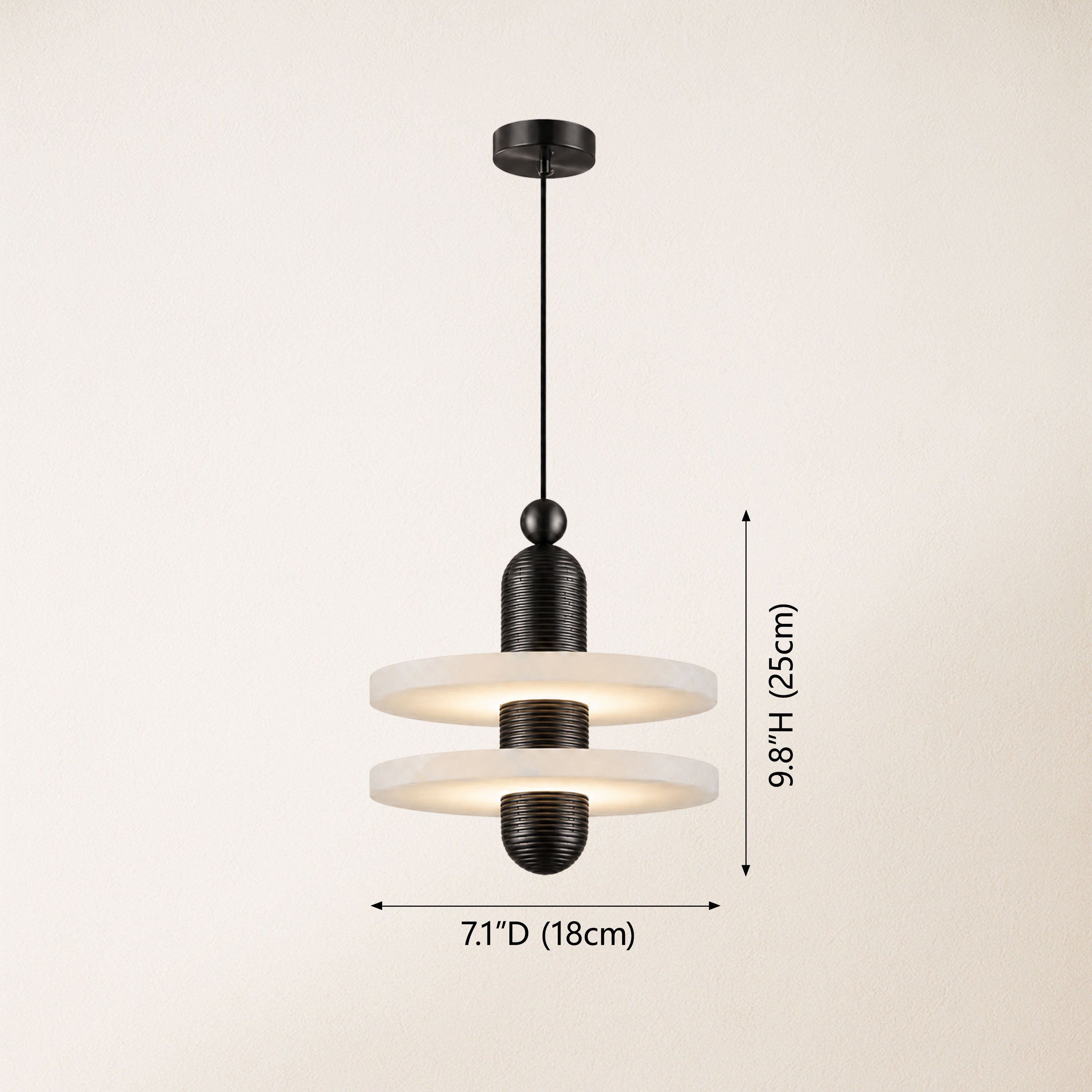 Median Mono Pendant Light