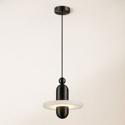 Median Mono Pendant Light
