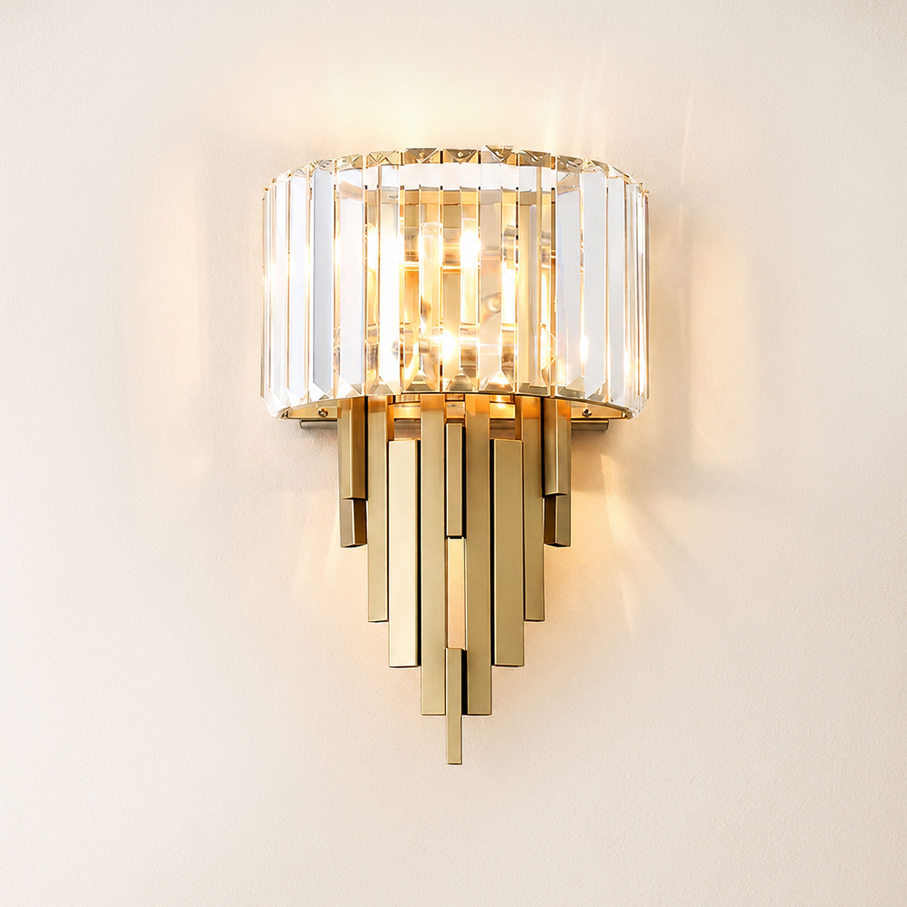 Solvoria Crystal Stepped Column Wall Sconce