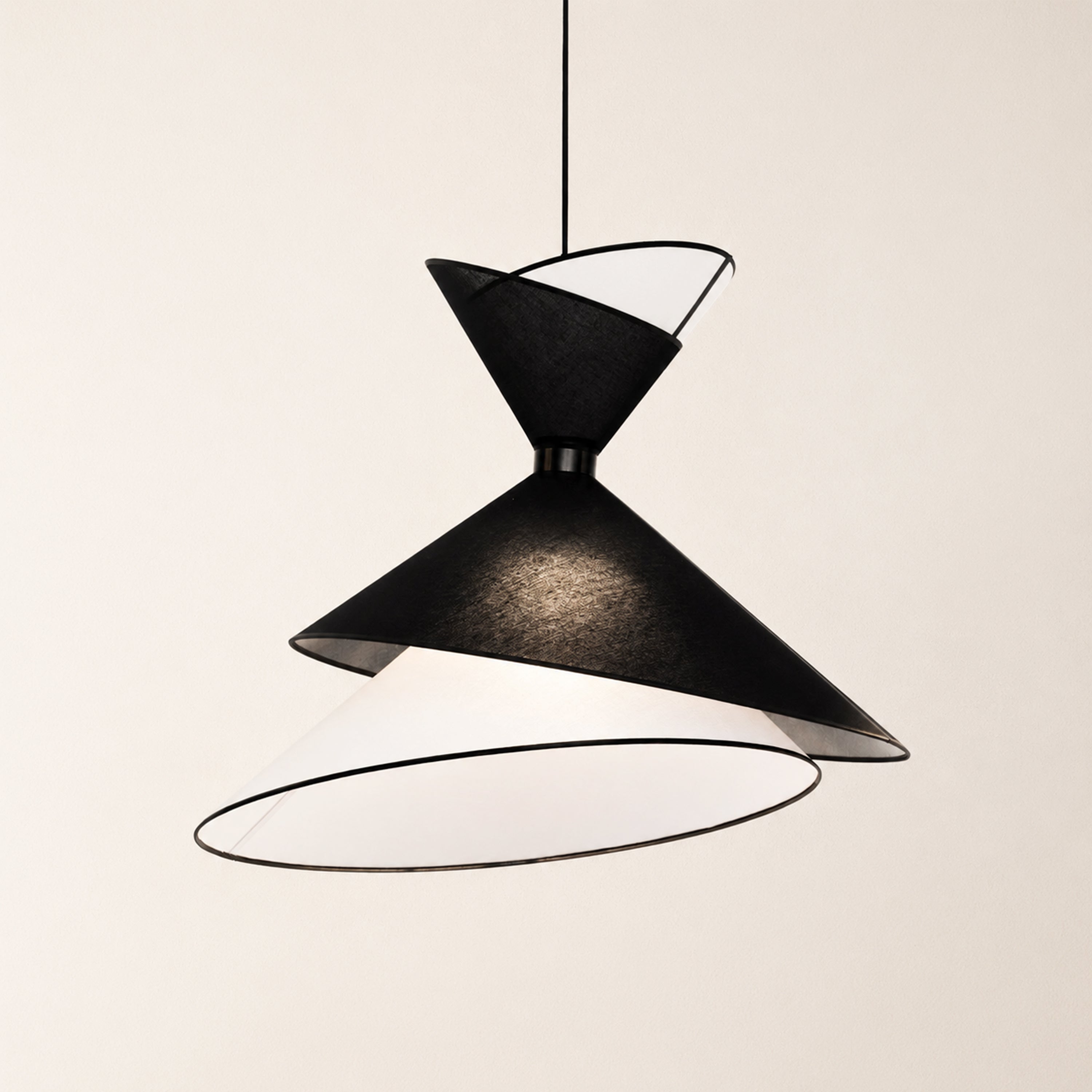 Akarie Pendant Lamp