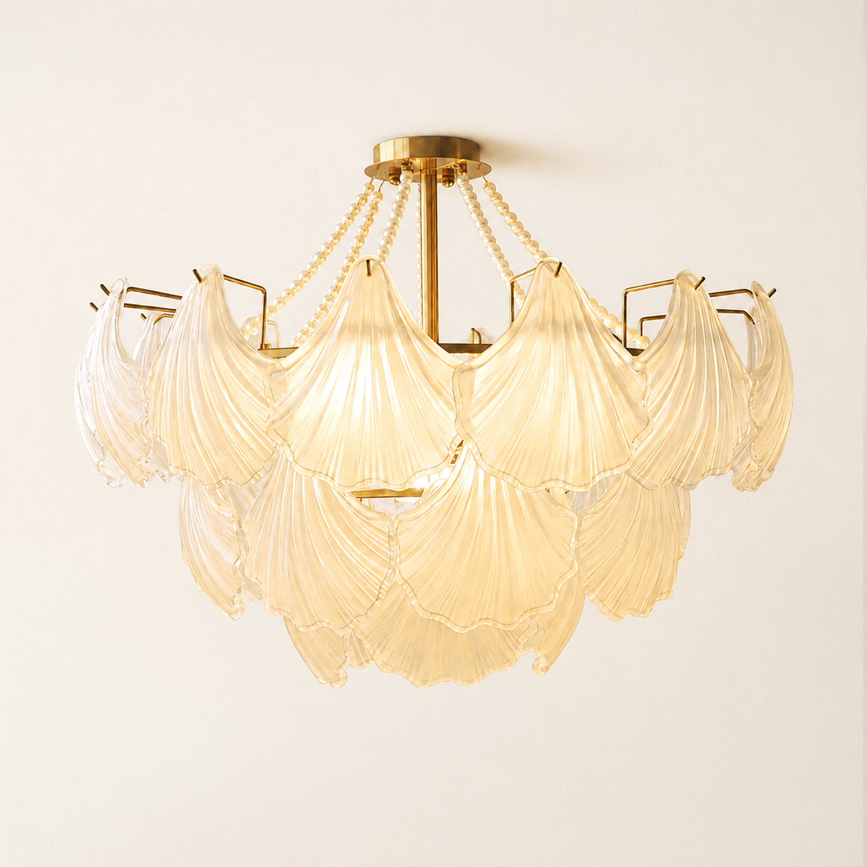 Marivelle Glass Shell Pendant