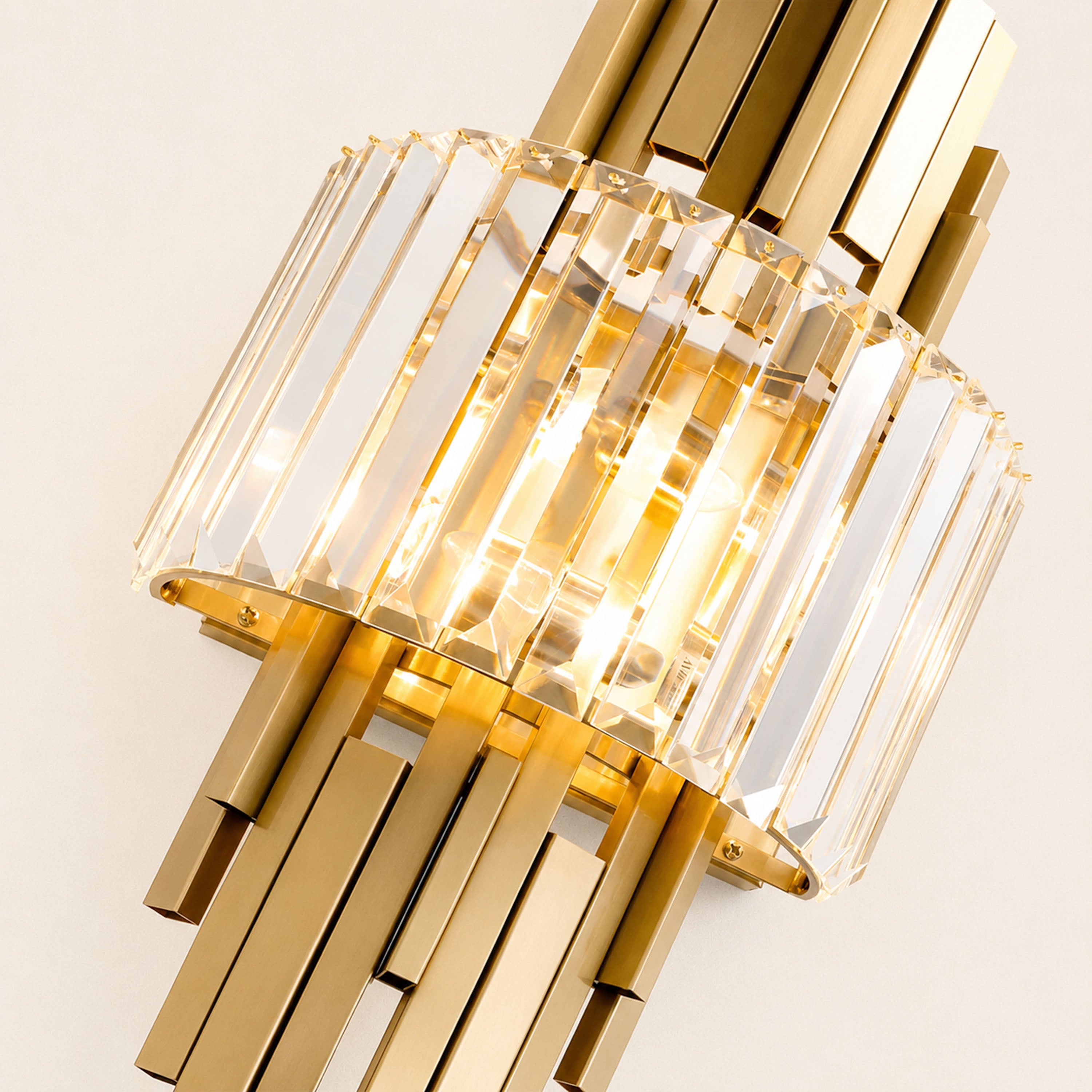 Solvoria Crystal Stepped Column Wall Sconce