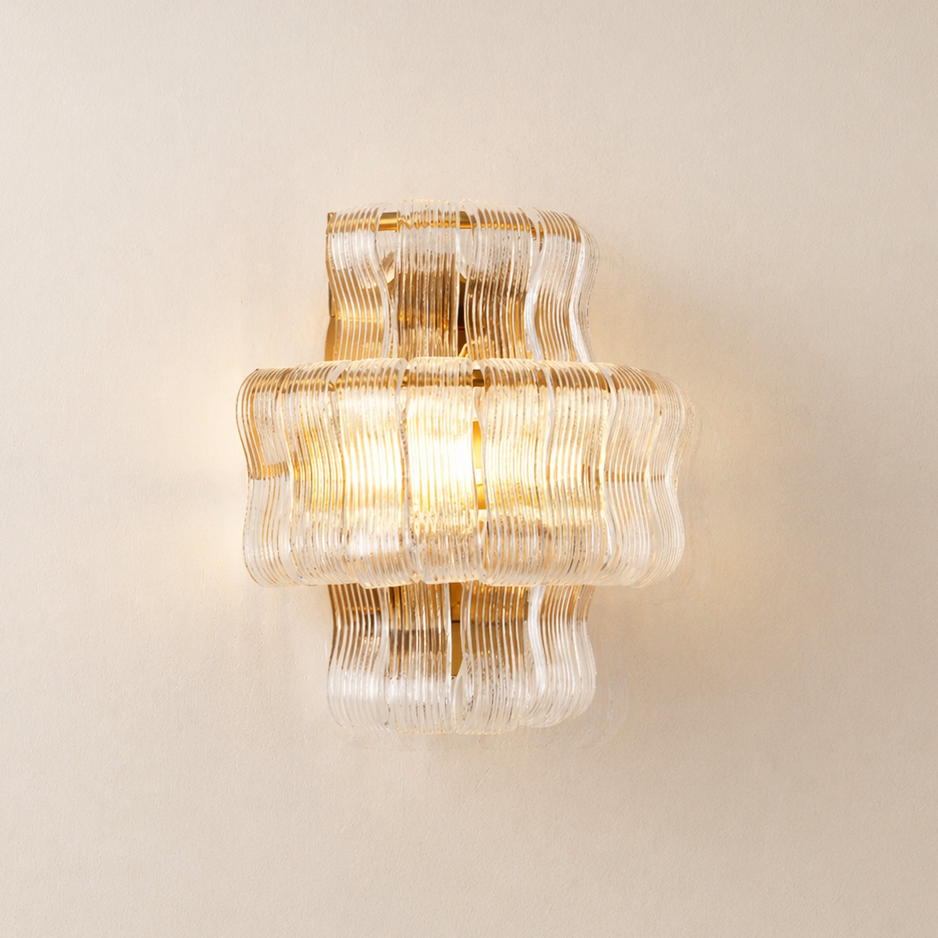 Ondalia Tiered Glass Wall Sconce