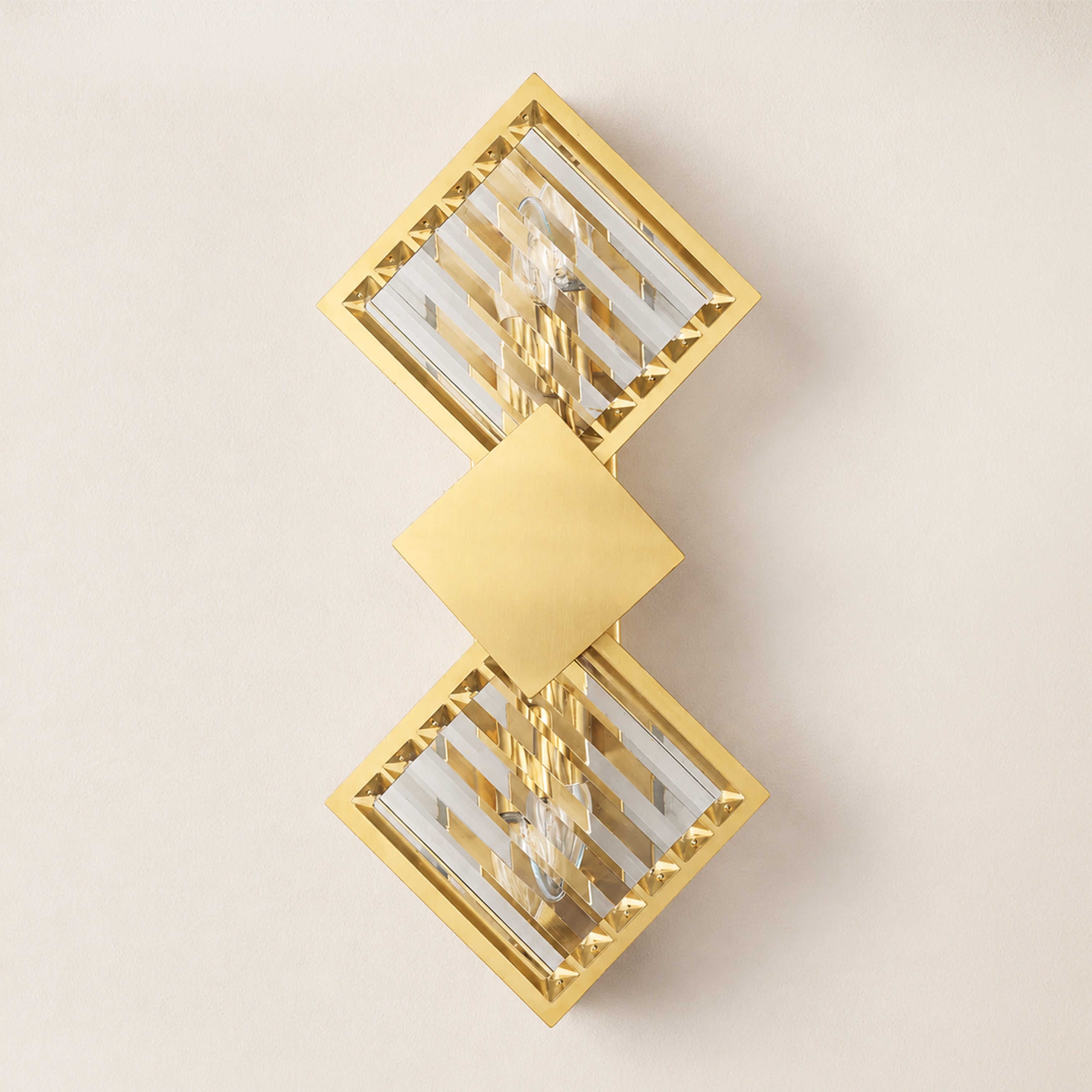 Corvina Crystal Rhombus Wall Sconce