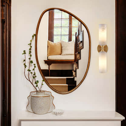 Axis Alabaster Wall Sconce 24cm H