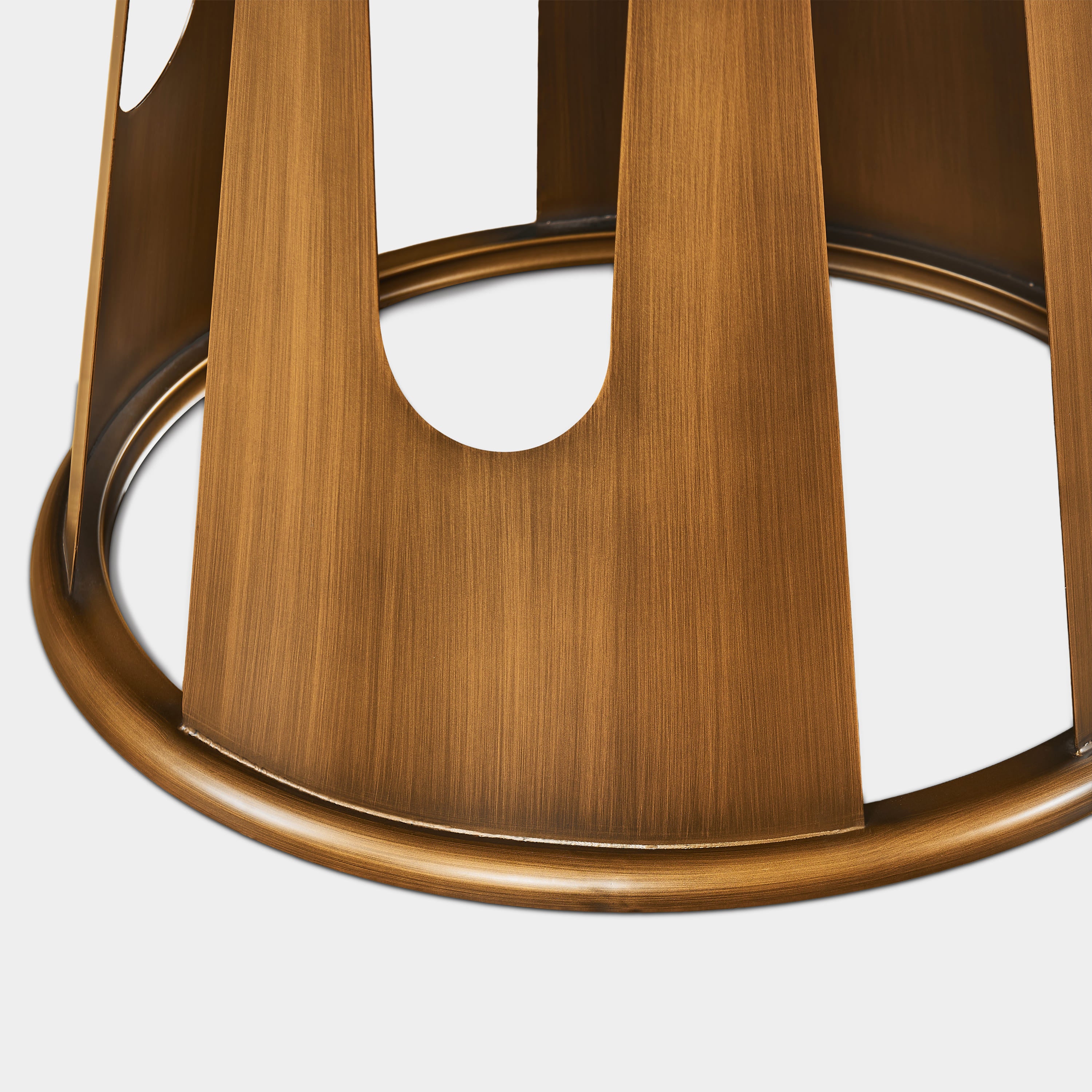 Lyra Sintered Stone Round Dining Table 59"