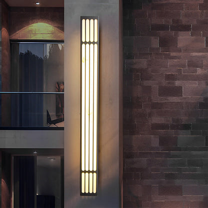 Titanwall Rectangular Stripe Outdoor Wall Light