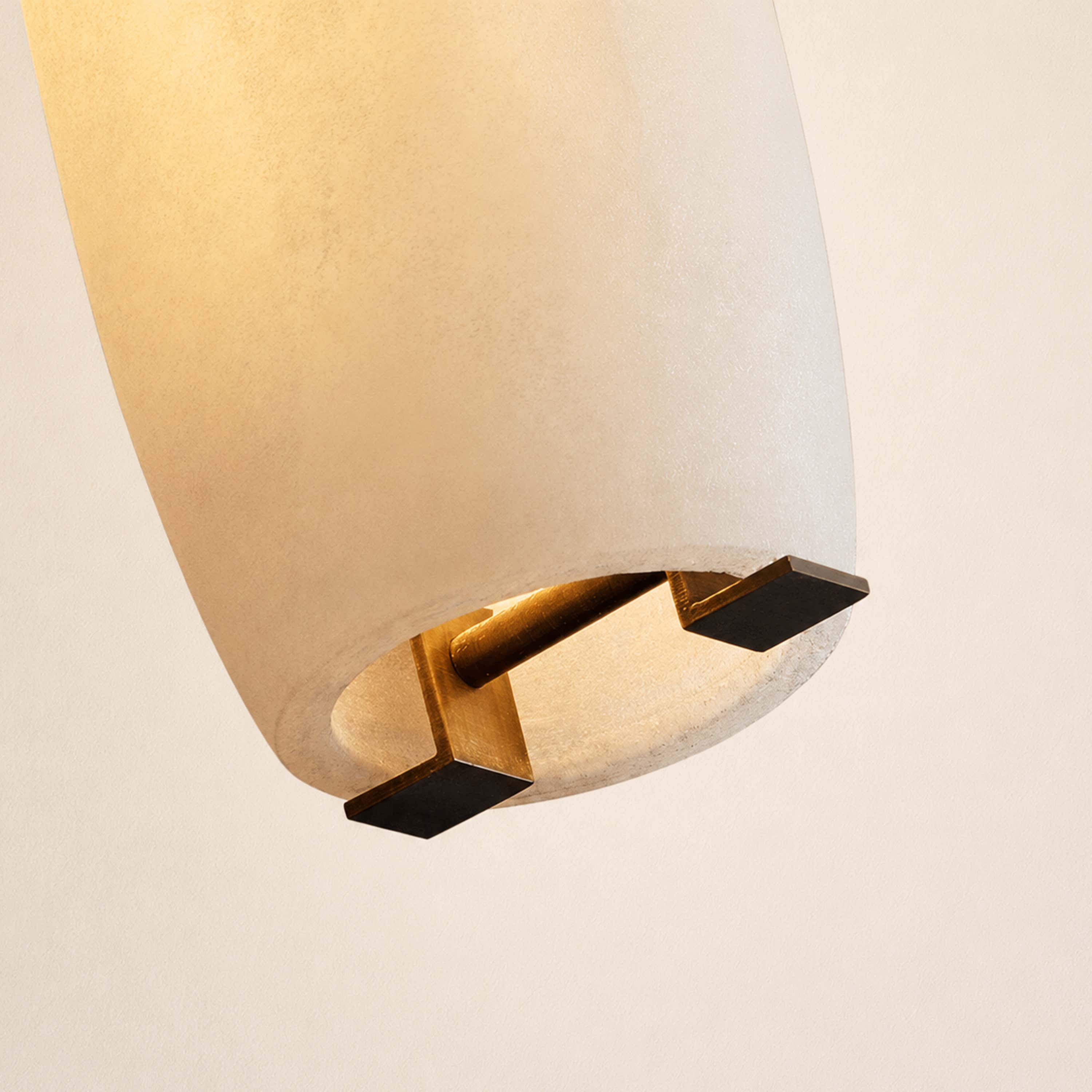 Seravelle Alabaster Pendant