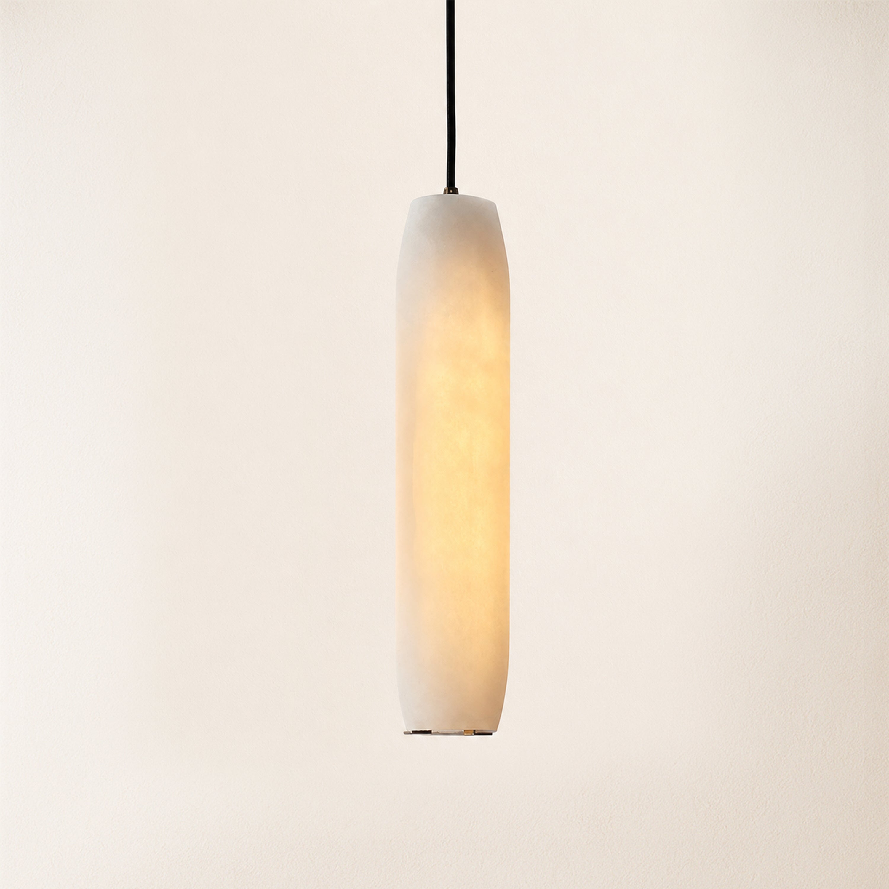 Seravelle Alabaster Pendant