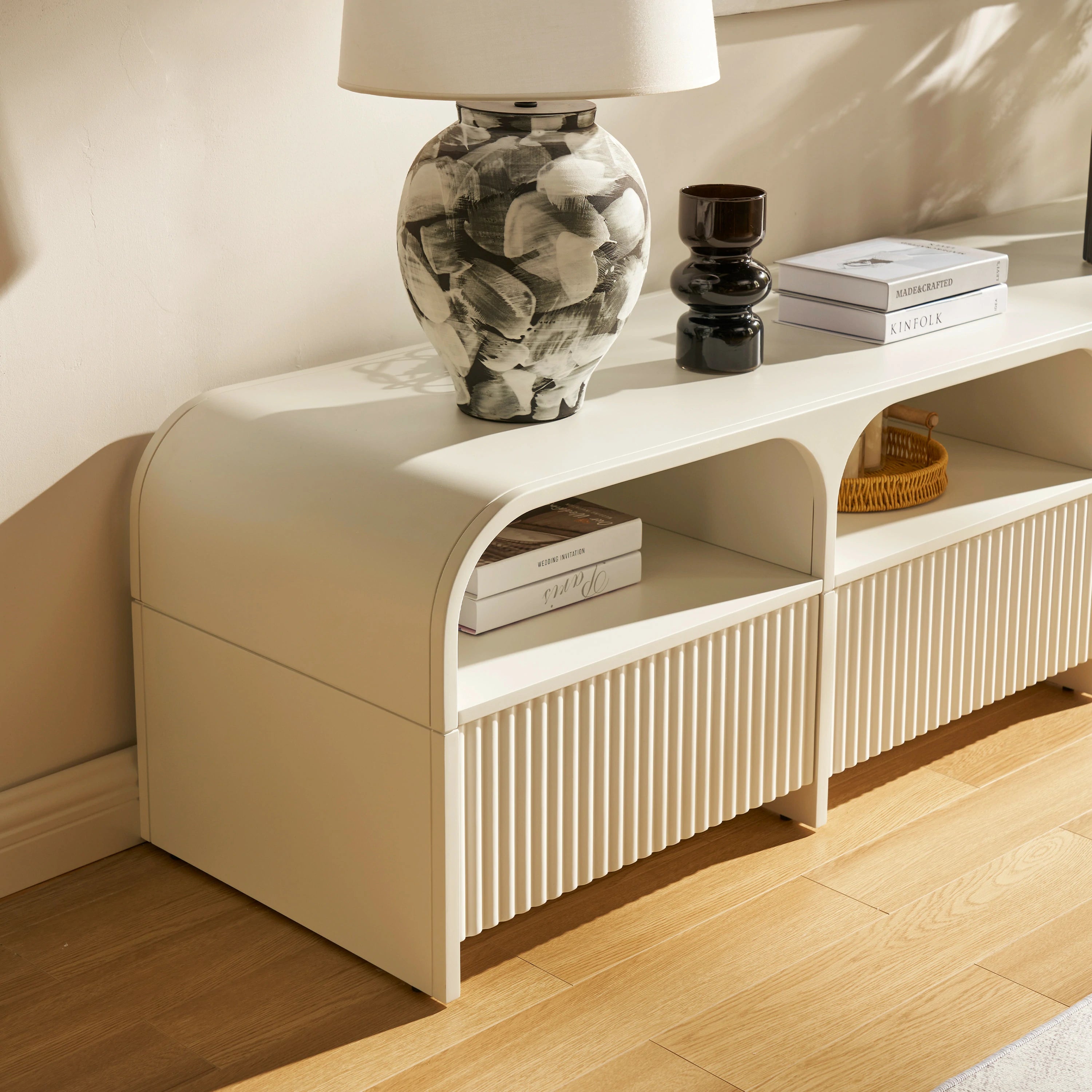 Naru Media Console 79.9" W