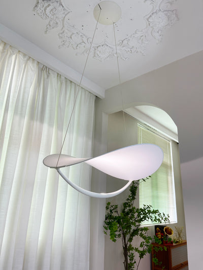Luvra Floating Arc Pendant Light