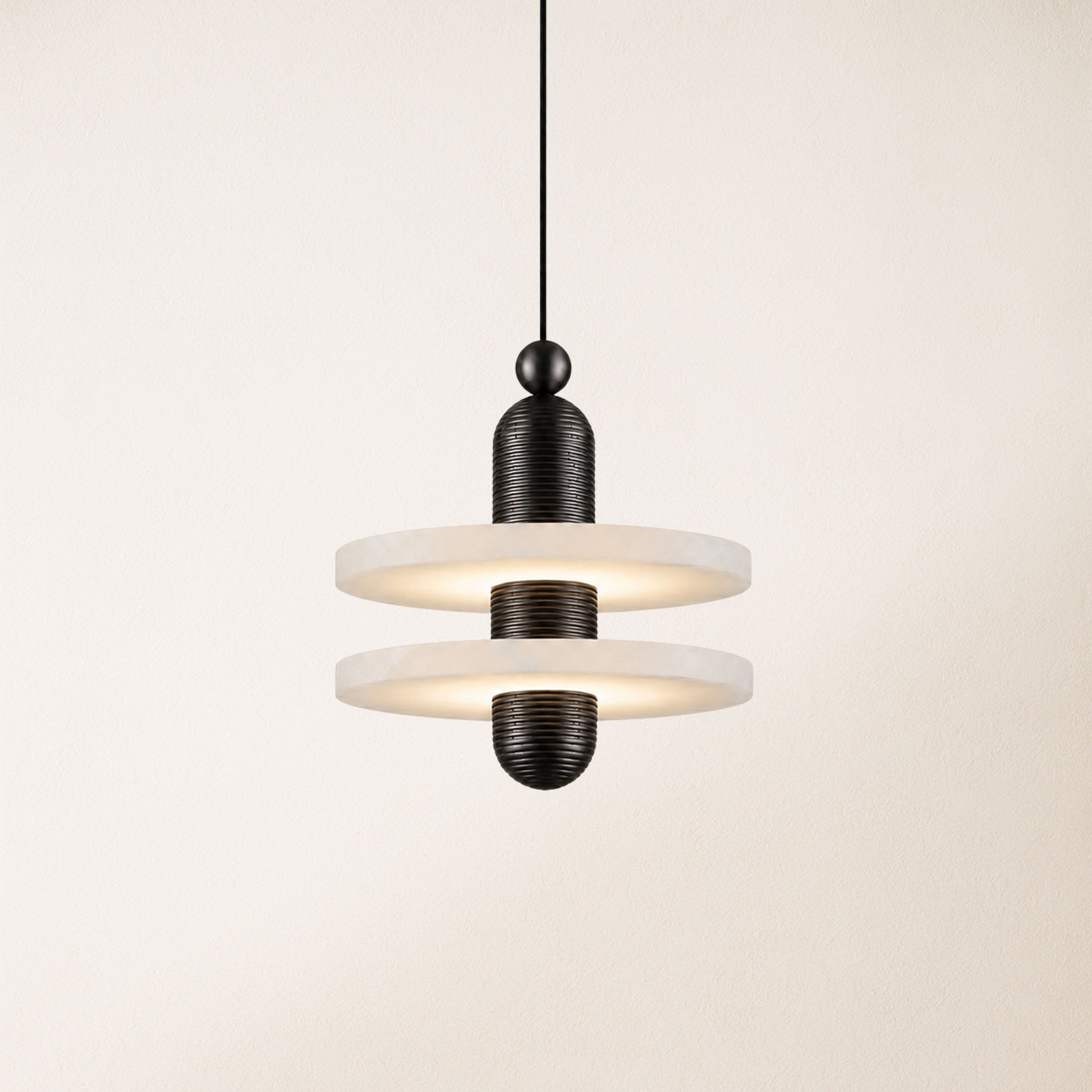 Median Mono Pendant Light