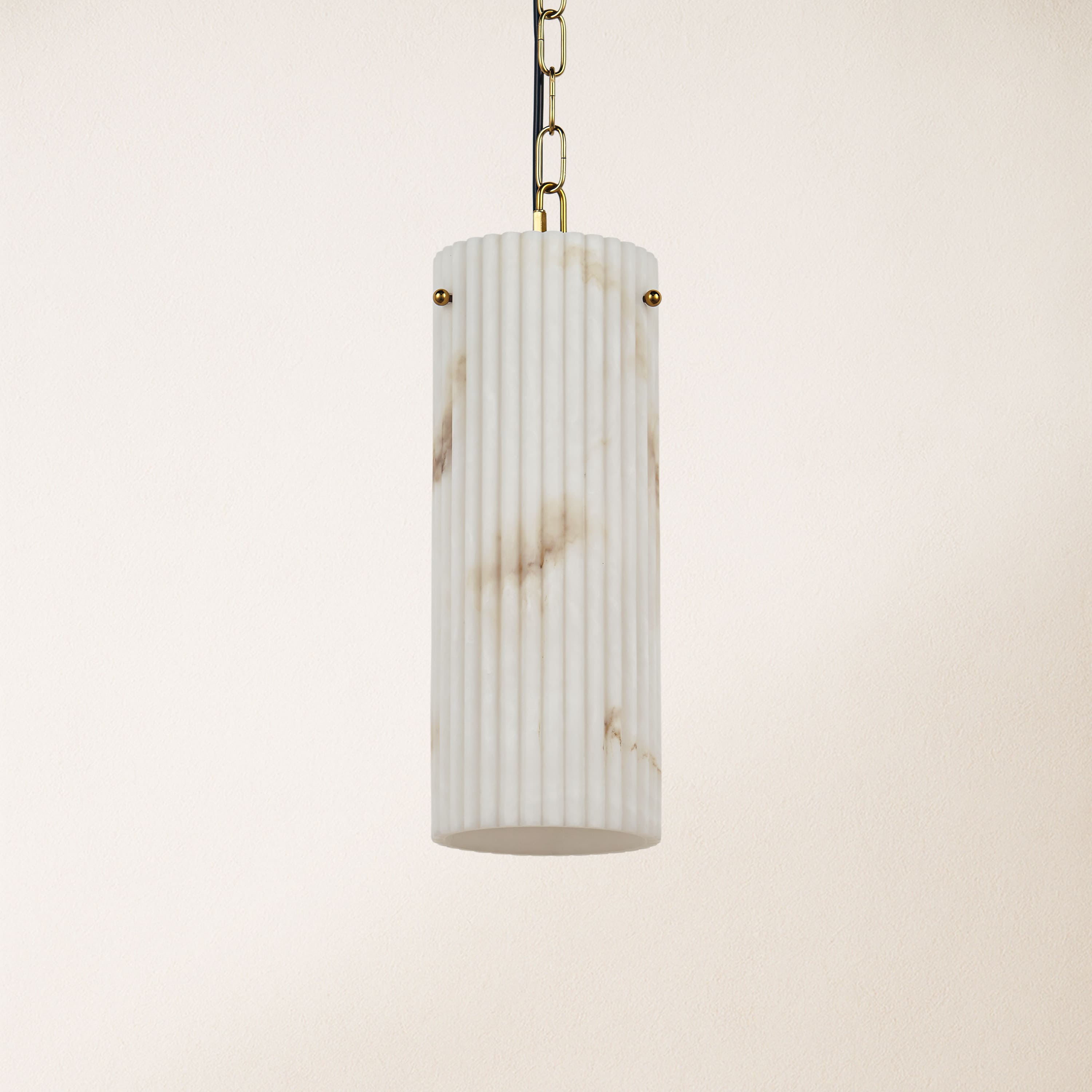 Luminare Resin Fluted Pendant 5" 