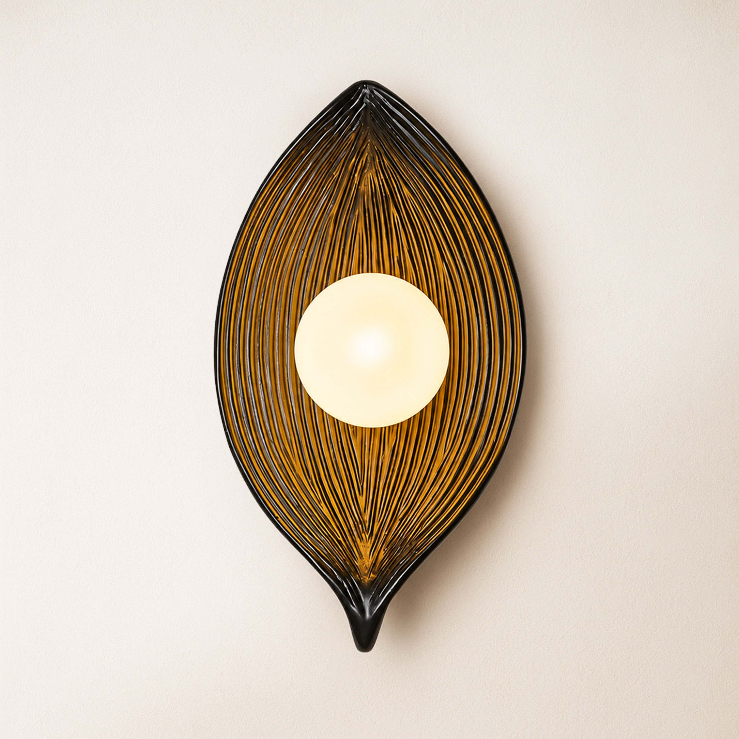 Sylvara Resin Leaf Wall Sconce 