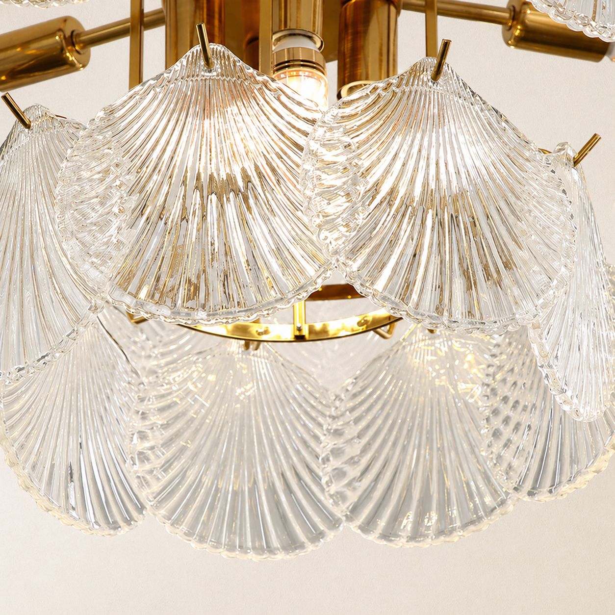 Marivelle Luxury Shell Glass Chandelier